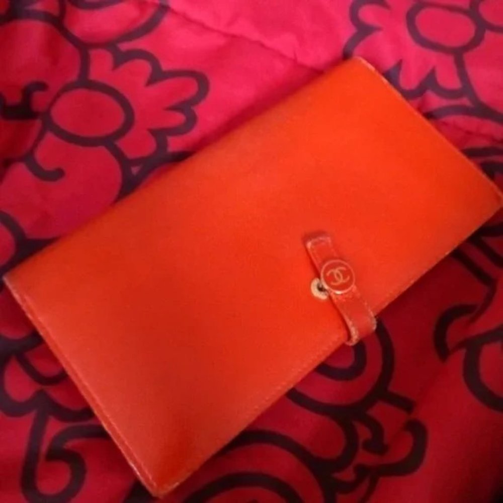 Long leather chanel orange wallet gold snap close - Picture 2 of 7